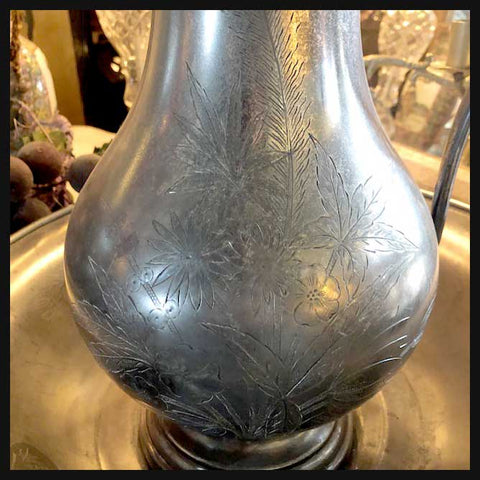 II.2230 LAVAZA Y JARRO DE ESTAÑO