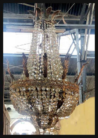 II.2220 GRAN LÁMPARA DE CRISTAL Y BRONCE