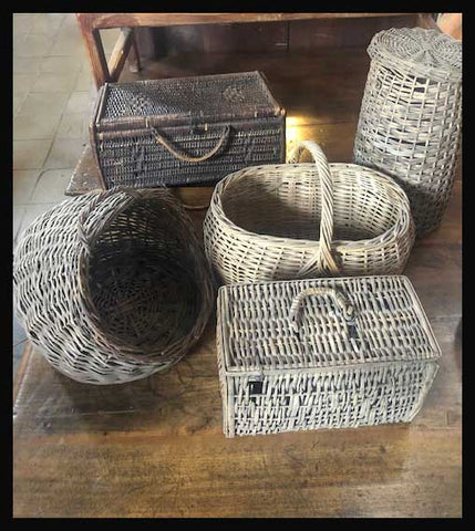 II.1953 CANASTOS DE MIMBRE