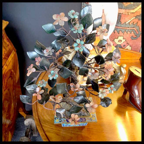 II.1637 ARBOLITO DE PIEDRA DURA