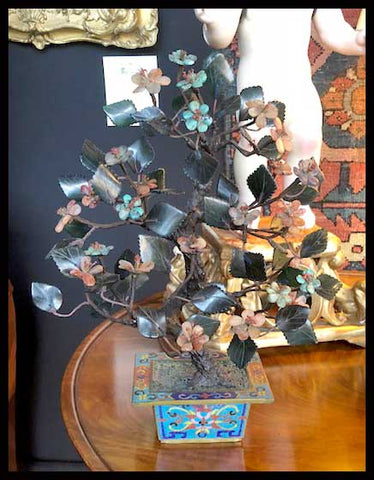 II.1637 ARBOLITO DE PIEDRA DURA