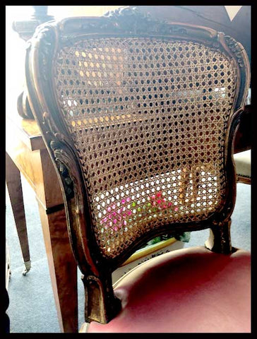 I.1058 SEIS SILLAS DE CUERO ROJO