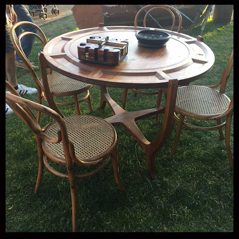 I.1002 MESA DE JUEGO REDONDA