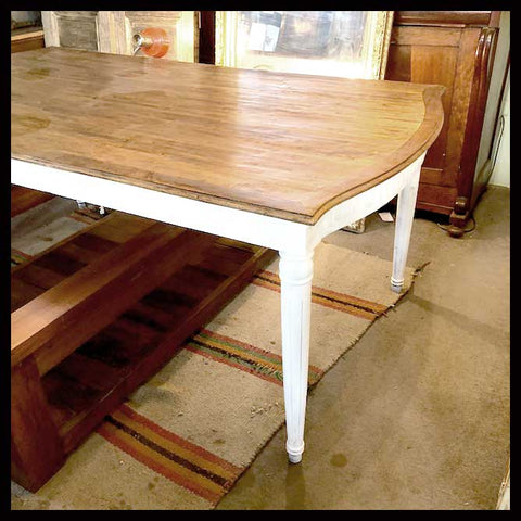 I.1077 MESA DE COMEDOR