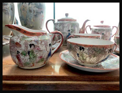 II.1960 JUEGO DE TÉ JAPONÉS