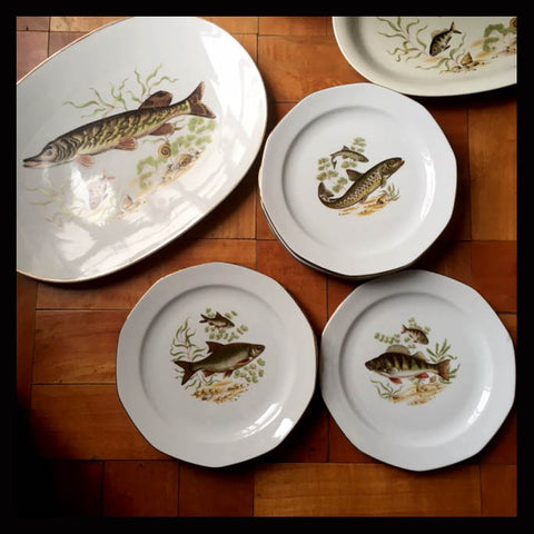 II.963 JUEGO DE FUENTES Y PLATOS DE PESCADOS BAVARIA