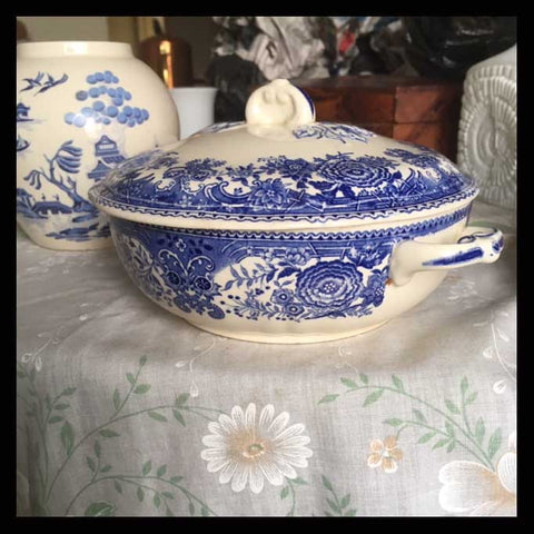 II.970 SOPERITA AZUL Y BLANCO V&B