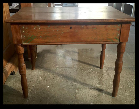 I.390 MUEBLE COSTURERO