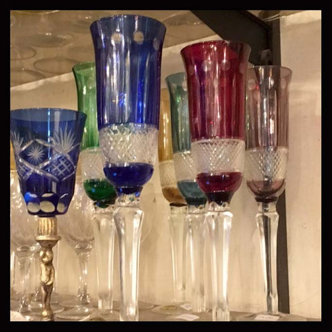 II.980 COPAS DE CRISTAL DE COLORES