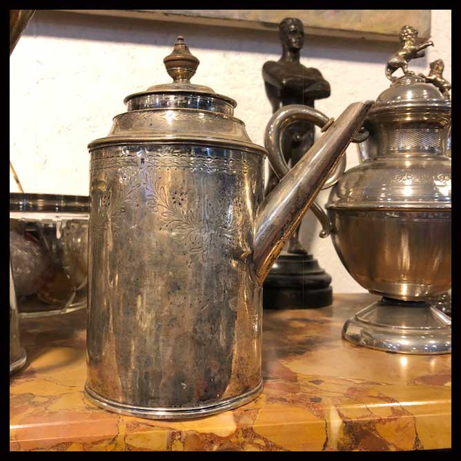 II.1641 TETERAS DE PLAQUÉ Y BRONCE