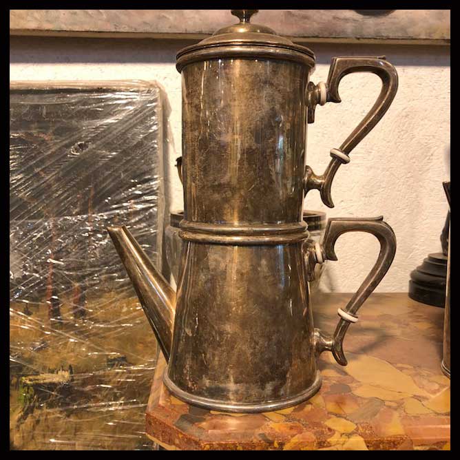 II.1641 TETERAS DE PLAQUÉ Y BRONCE