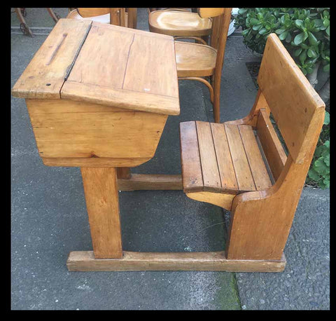 I.416 PUPITRE ESCOLAR