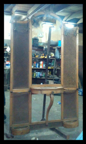 I.412 PERCHERO DE MURO DE MADERA Y JUNCO