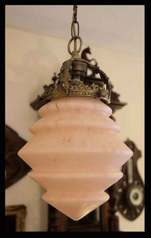 II.255 LÁMPARA ROSADA