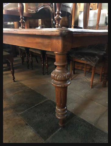 I.1711 GRAN MESA DE COMEDOR