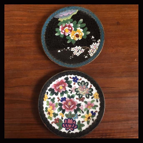 II.992 PLATOS DE CLOISONNÉ