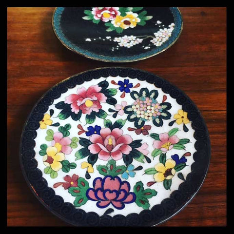 II.992 PLATOS DE CLOISONNÉ