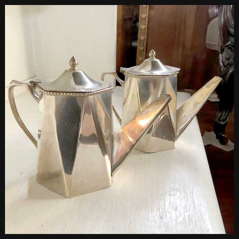 II.2206 JUEGO DE TÉ DE PLAQUÉ