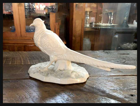 II.2241 FIGURA BAVARIA DE PORCELANA