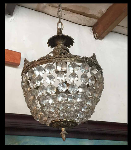 II.682 LÁMPARA DE CRISTAL Y BRONCE