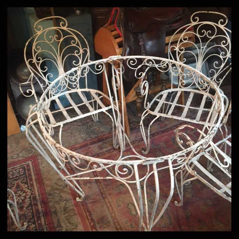 I.619 JUEGO DE TERRAZA DE FIERRO FORJADO AÑOS 60