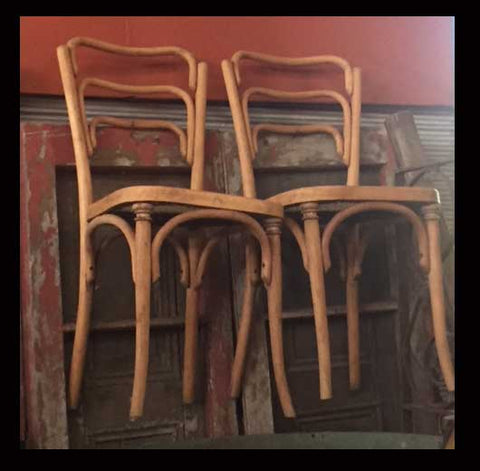 I.993 SILLAS DE HAYA