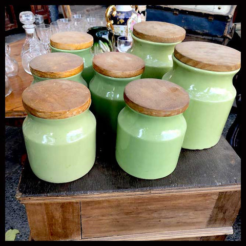 II.1649 FRASCOS VERDES ESPECIEROS