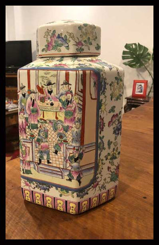 II.1651 JARRO CHINO DE PORCELANA