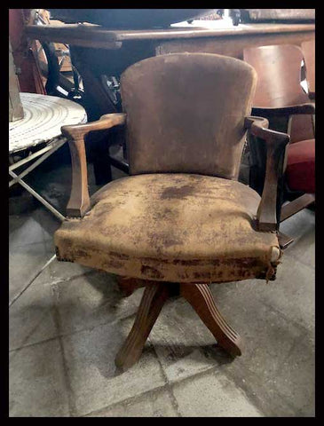 I.1125 SITIAL DE CUERO