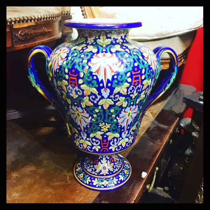 II.1070 PAREJA DE JARRONES FRANCESES