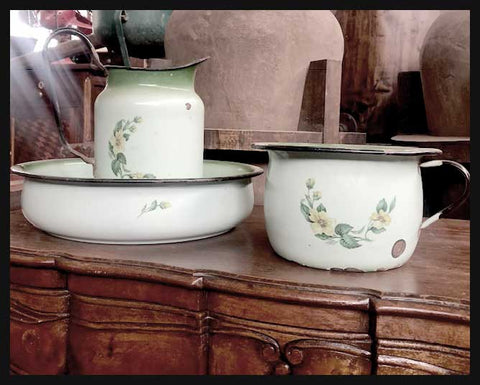 II.1976 JUEGO ENLOZADO