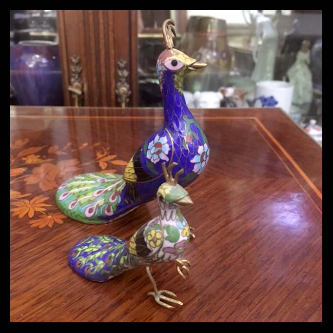 II.1084 DOS PAVOS REALES