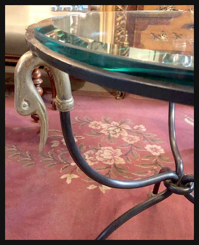 I.1435 MESA LATERAL DE CISNES