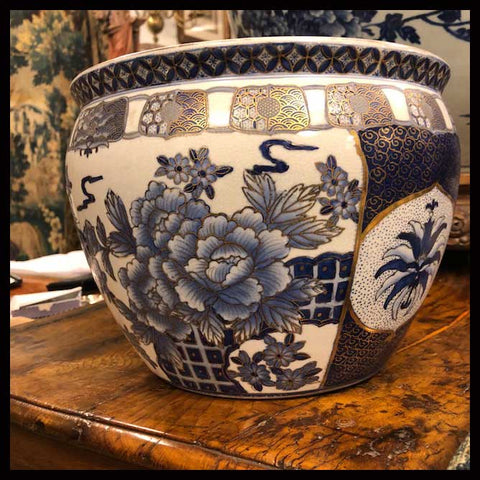 II.1655 PAR DE JARDINERAS AZUL Y DORADO