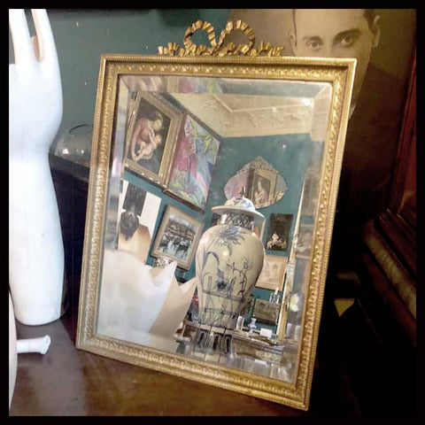 II.1680 ESPEJO BISELADO CON MARCO DE BRONCE