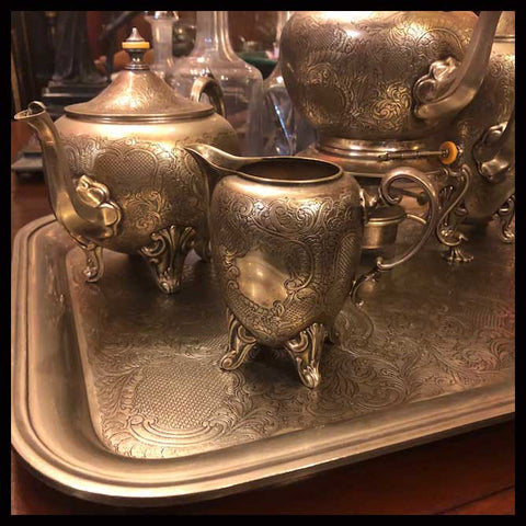 II.1679 JUEGO DE TÉ DE PLAQUÉ