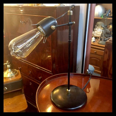 II.1098 LAMPARITA NEGRA