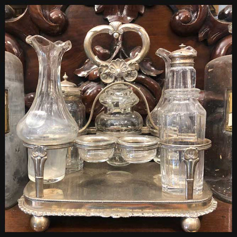 II.1990 ALCUZA DE CRISTAL Y PLAQUÉ