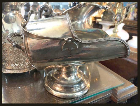 II.1688 QUESERA DE PLAQUÉ