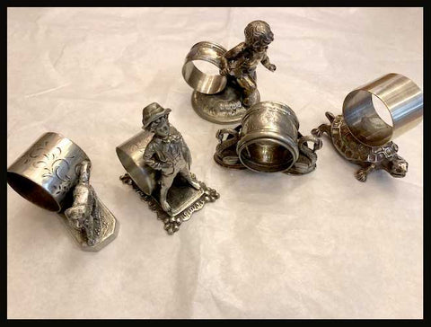 II.1690 SERVILLETEROS ART DECÓ