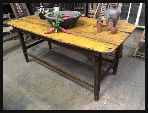 I.1452 MESA CHANCHERA