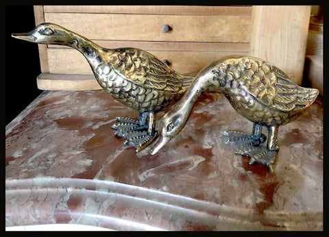 II.1709 PAR DE PATOS DE BRONCE