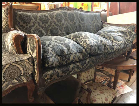 I.1148 SOFÁ FRANCÉS