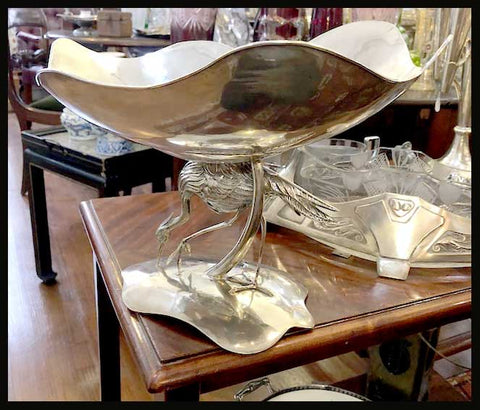 II.1717 CENTRO DE MESA DE PLAQUÉ