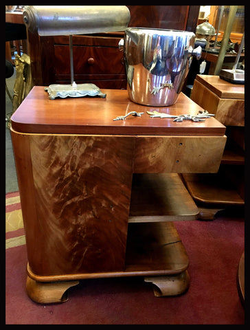 I.1758 PAR DE VELADORES ART DECÓ