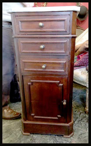 I.1156 PAR DE VELADORES ALTOS