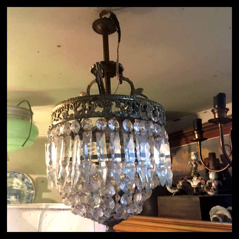 II.1123 LÁMPARA DE CRISTAL