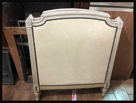 I.1162 PAR DE RESPALDOS CON CUERO