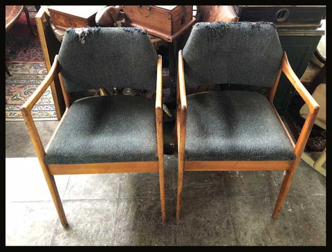 I.1144 PAR DE SITIALES SÓNICOS