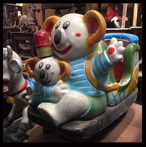 II.1485 CARROS DE CARRUSEL